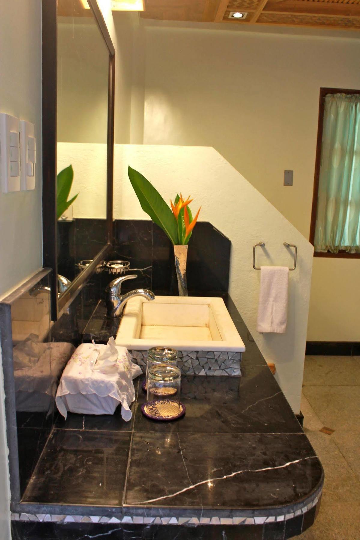 Hotel Noanoa Island (Adults Only) Taytay  Zewnętrze zdjęcie