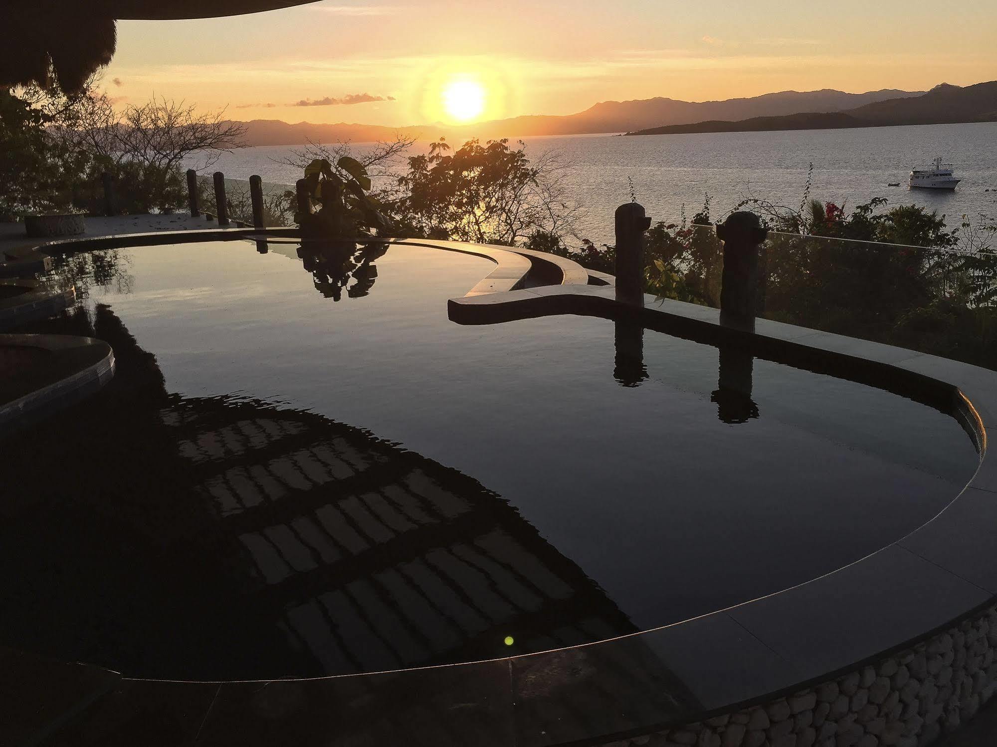 Hotel Noanoa Island (Adults Only) Taytay  Zewnętrze zdjęcie